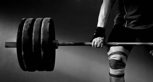 في بيان رسمي.. الأولمبية المصرية تجمد رئيس اتحاد الأثقال